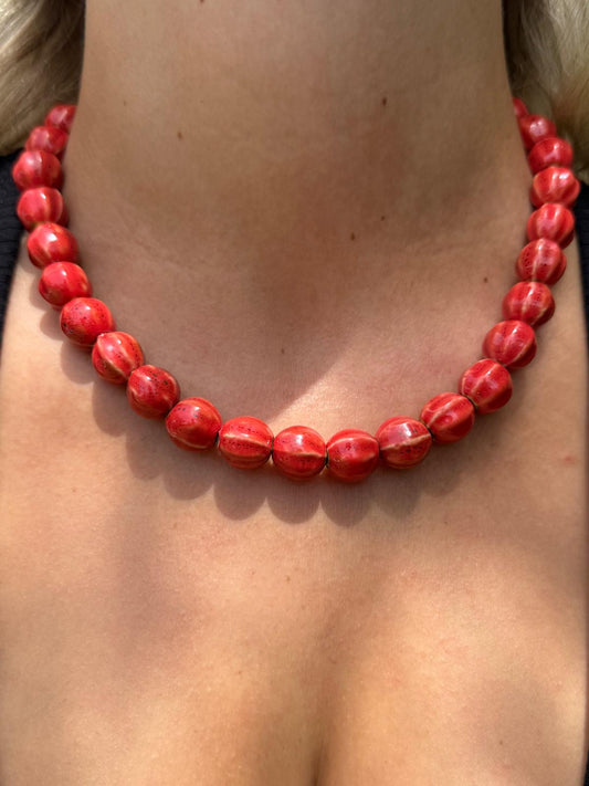 Collar bolas