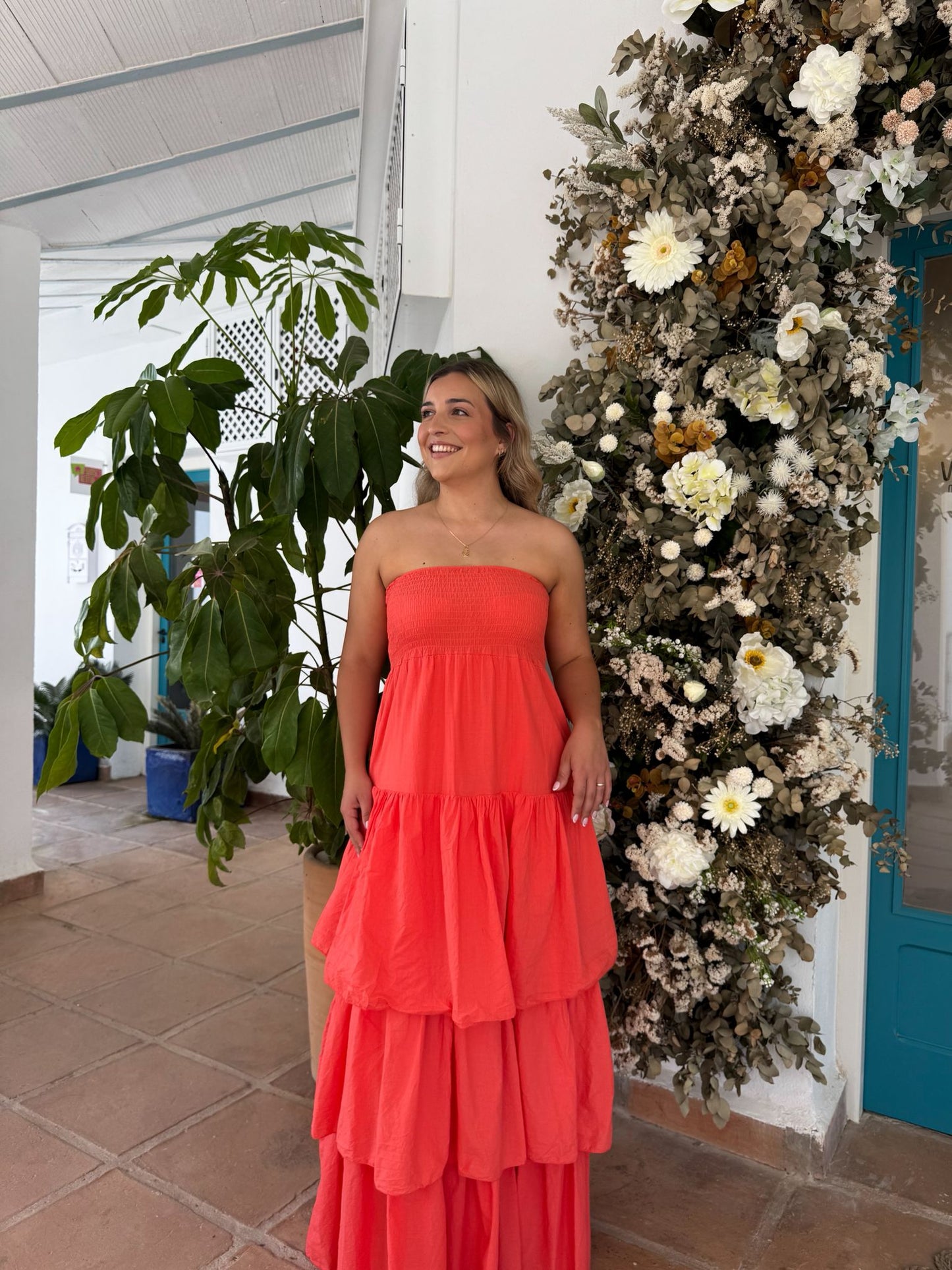 Vestido palabra honor volantes