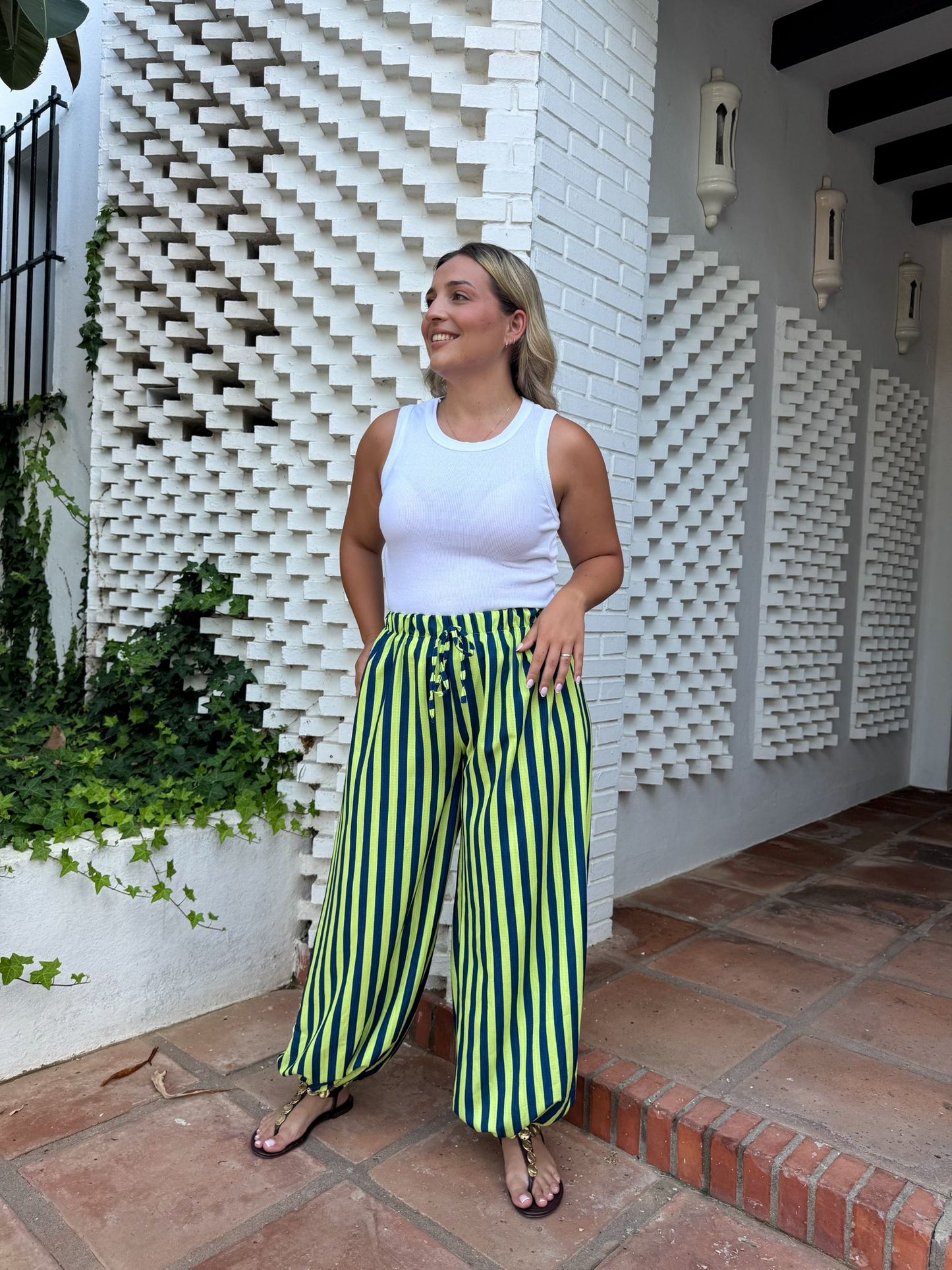 Pantalon globo rayas azul/lima